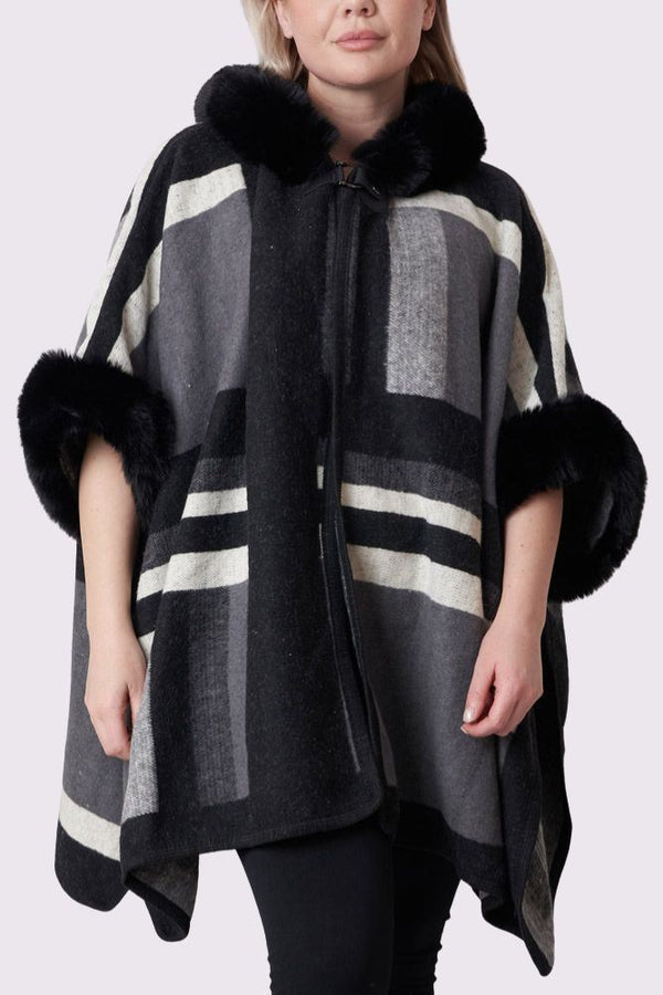 Abstract Plaid Pattern Knit Poncho