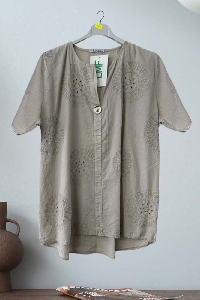 Embroidered Sunflower Pattern High Low Hem Cotton Top